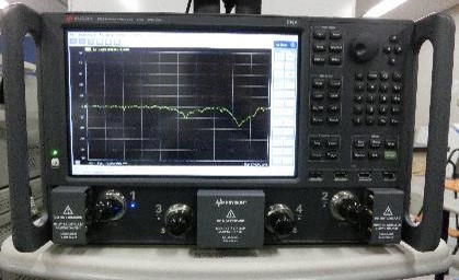 マイクロ波・ミリ波ネットワークアナライザ（10MHz〜67GHz）