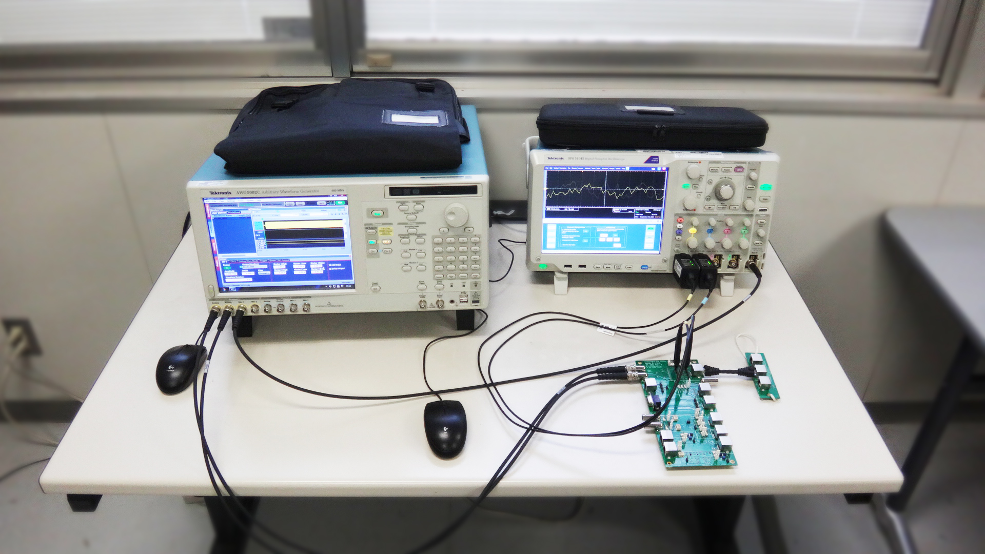 1000BASE-T コンプライアンステスト装置